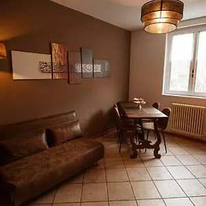 https://la-casa-di-anna-bellano.it-lombardy.com