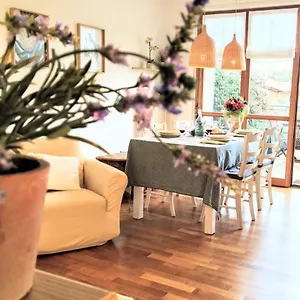 https://appartamento-la-terrazza-di-dora.it-lombardy.com