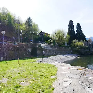 https://la-riva-appartamento.it-lombardy.com